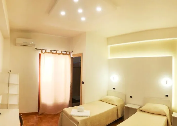 Alojamento de Acomodação e Pequeno-almoço Rhegium Palace Reggio di Calabria