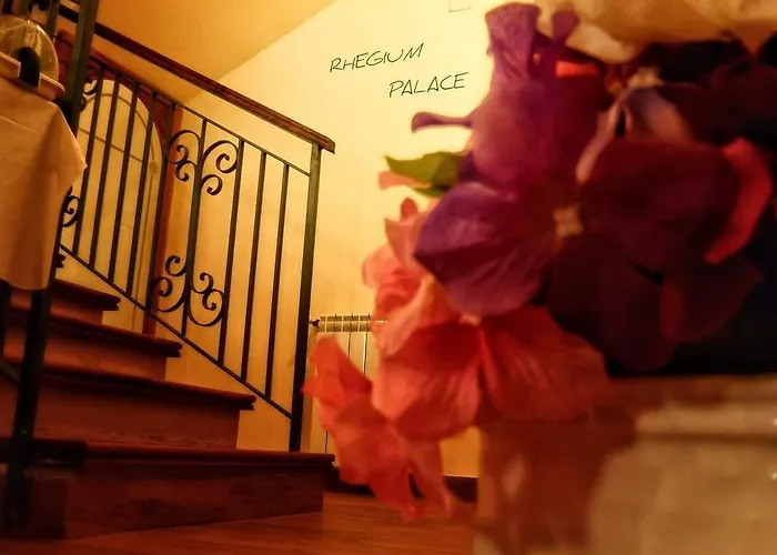 Alojamento de Acomodação e Pequeno-almoço Rhegium Palace