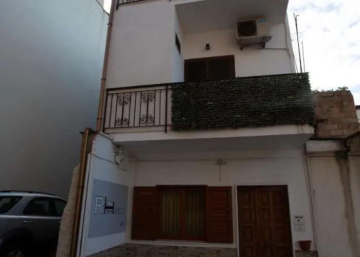 Alojamento de Acomodação e Pequeno-almoço Rhegium Palace Reggio di Calabria