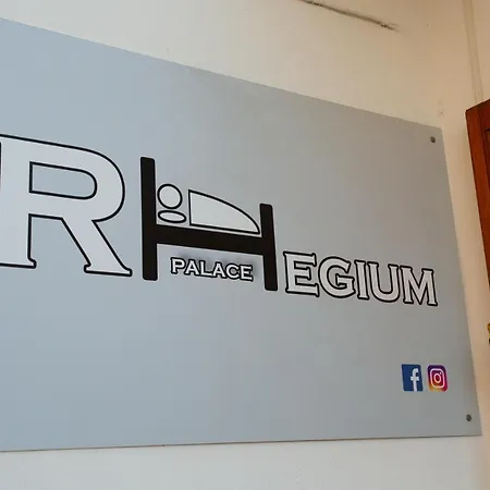 Rhegium Palace Bed & Breakfast